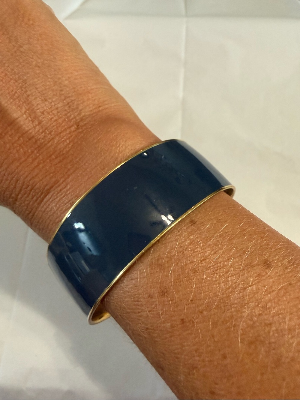 J Crew Navy Blue Enamel Wide Statement Bangle Classic Chic Gold Tone Bracelet